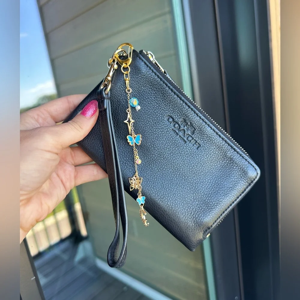 CHARM ACCESSORY SET - Picture 10 of 11